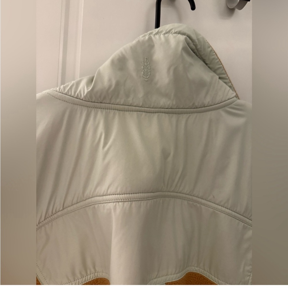 Free People pull over jacket - Picture 5 of 7